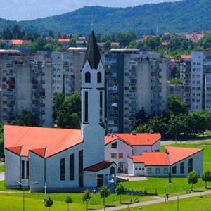 Biskup Šaško predvodi svečano misno slavlje na Nedjelju Uskrsnuća Gospodnjega u Karlovcu